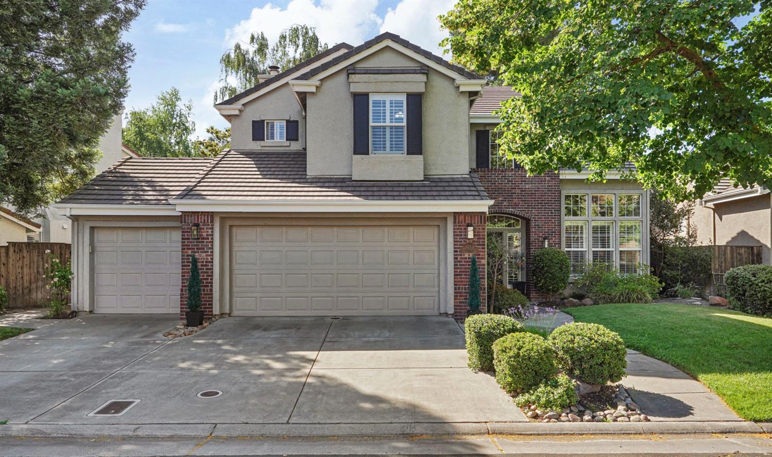 4243 Pinehurst Circle