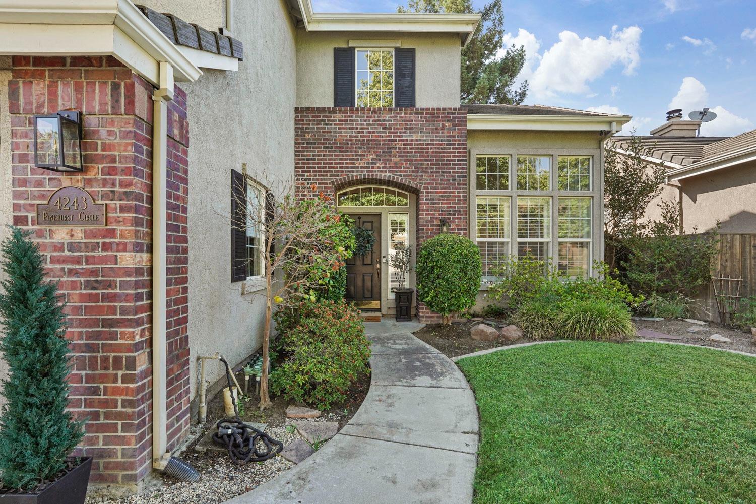 4243 Pinehurst Circle