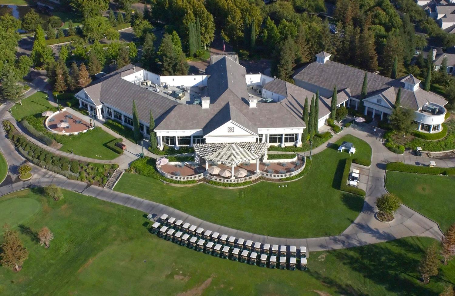 4243 Pinehurst Circle