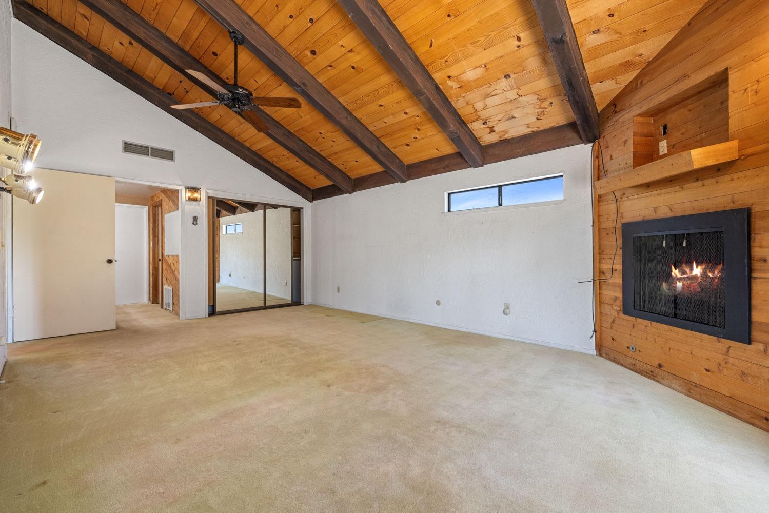 2509 Edgebrook Drive