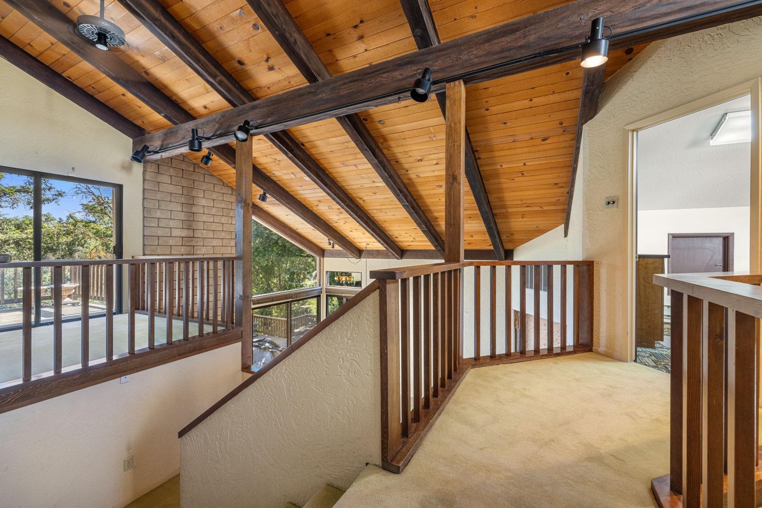 2509 Edgebrook Drive