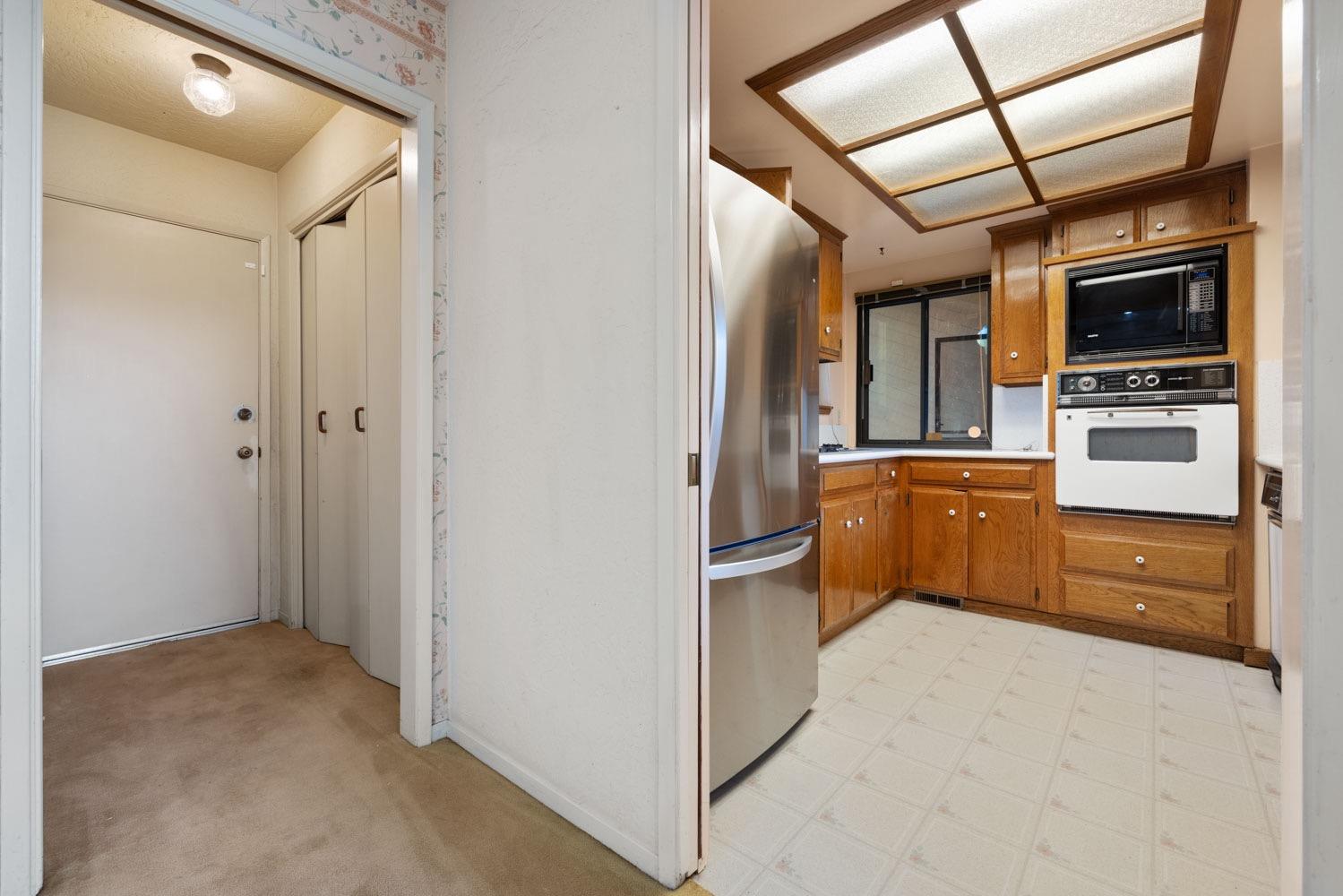 2509 Edgebrook Drive