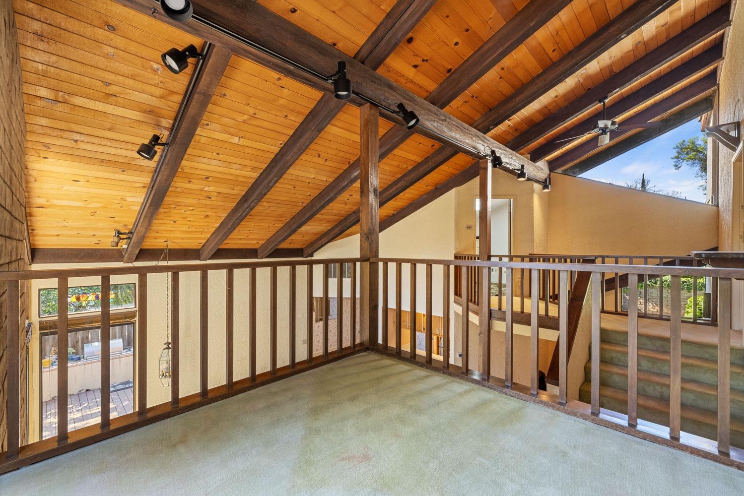 2509 Edgebrook Drive