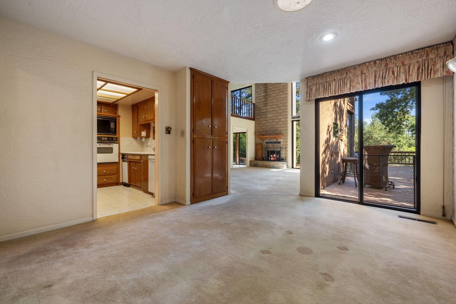 2509 Edgebrook Drive