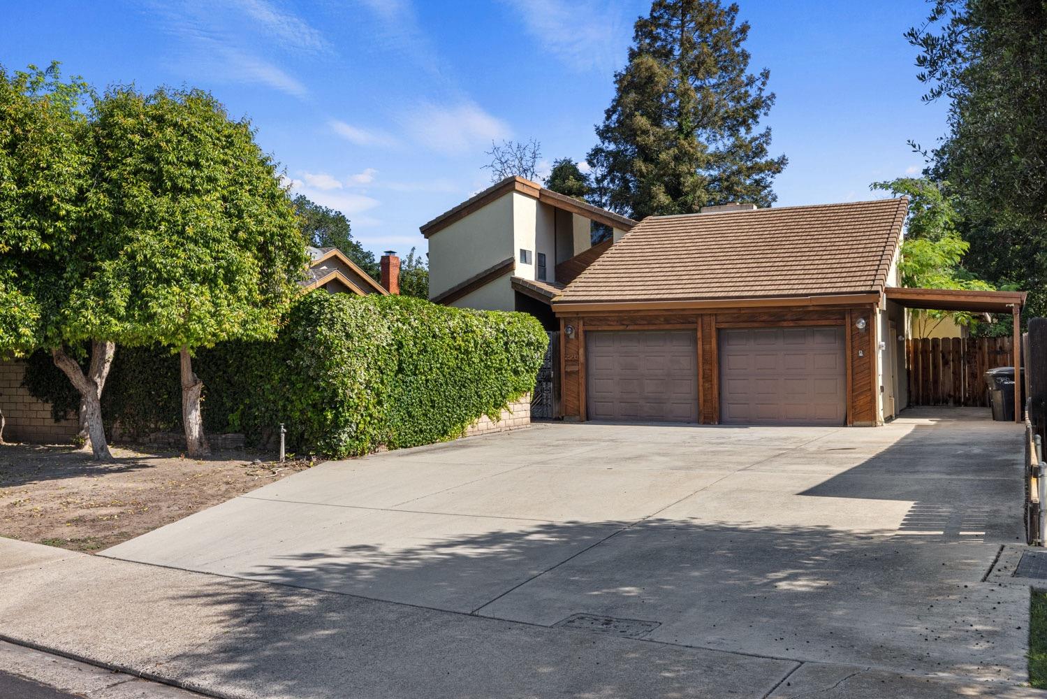 2509 Edgebrook Drive