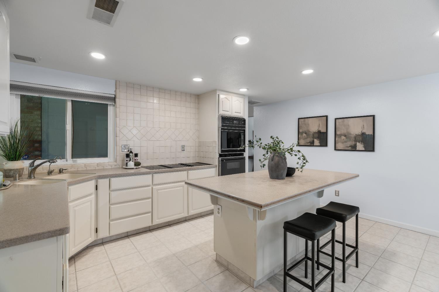 5323 Virtue Arc Drive