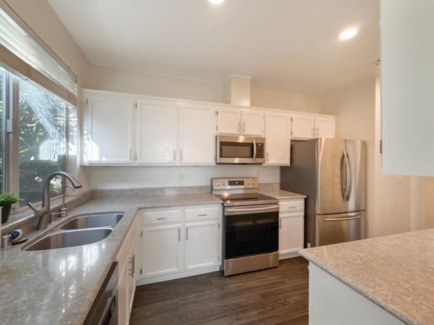 3027 Carousel Circle