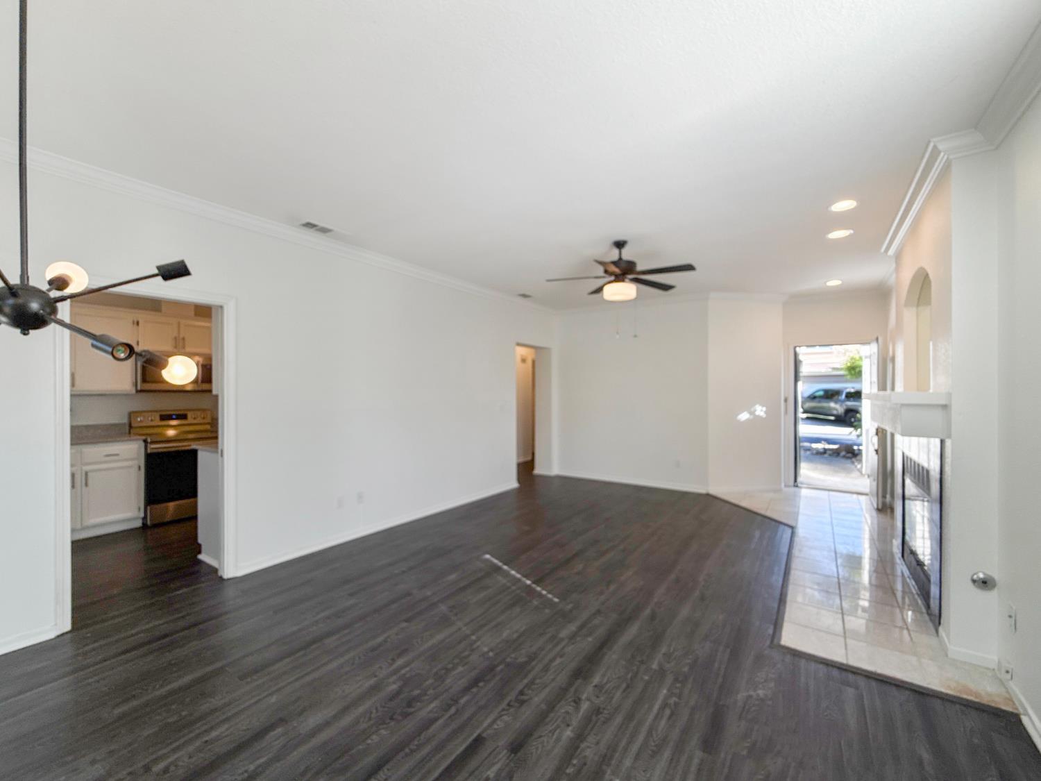 3027 Carousel Circle