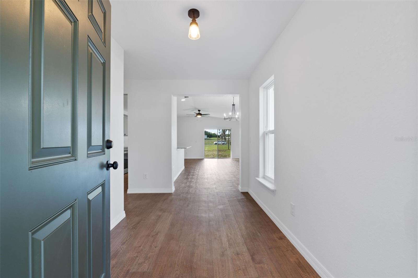 115 KNOLLWOOD DR