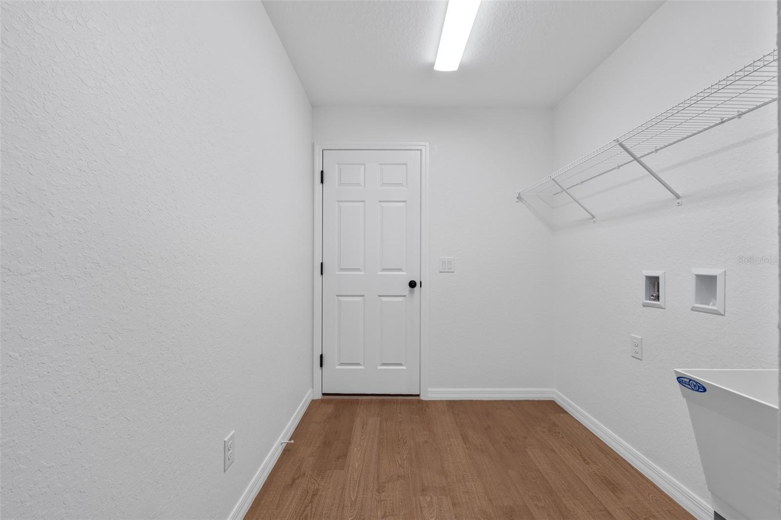 115 KNOLLWOOD DR