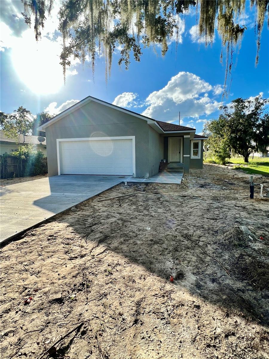 115 KNOLLWOOD DR