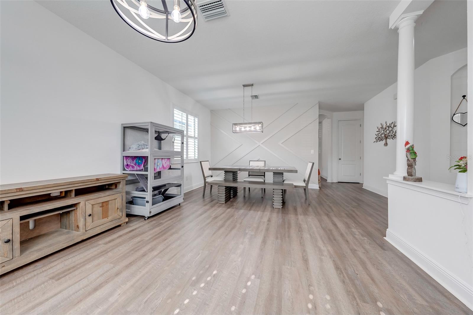 11220 PADDOCK MANOR AVE