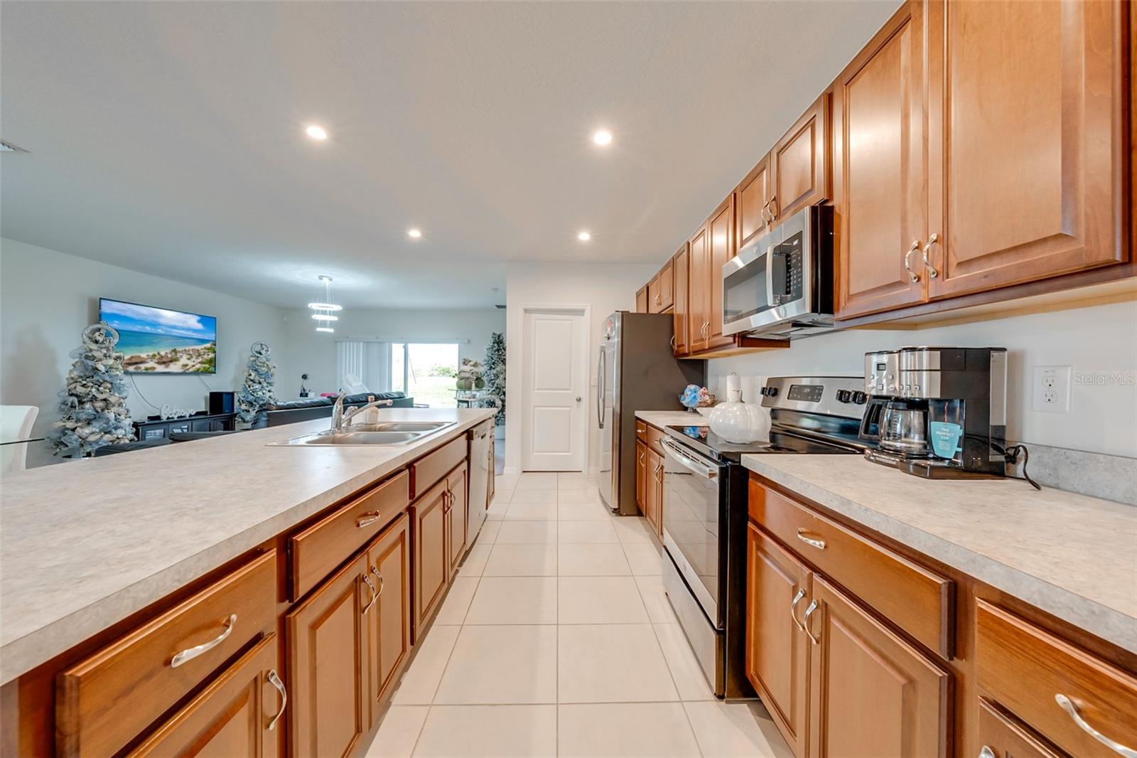 136 HAMLET LOOP