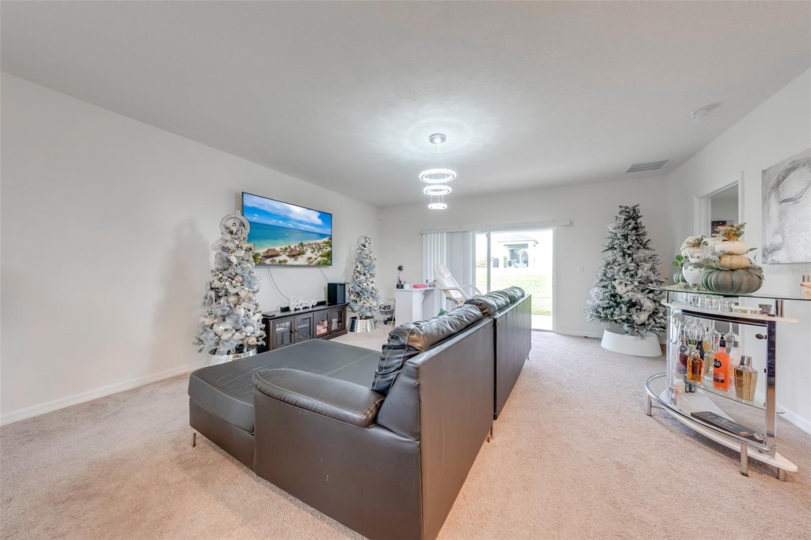 136 HAMLET LOOP