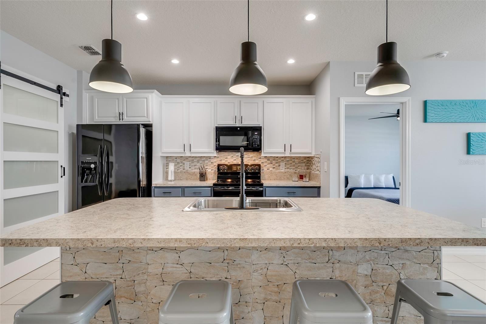 1833 PARTIN TERRACE RD