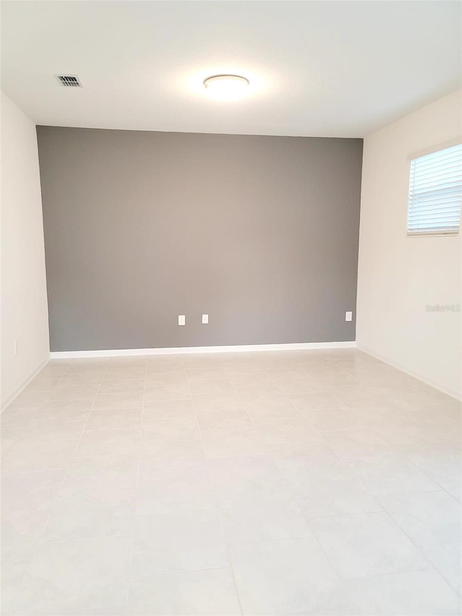 2305 BROOK MARSH LOOP