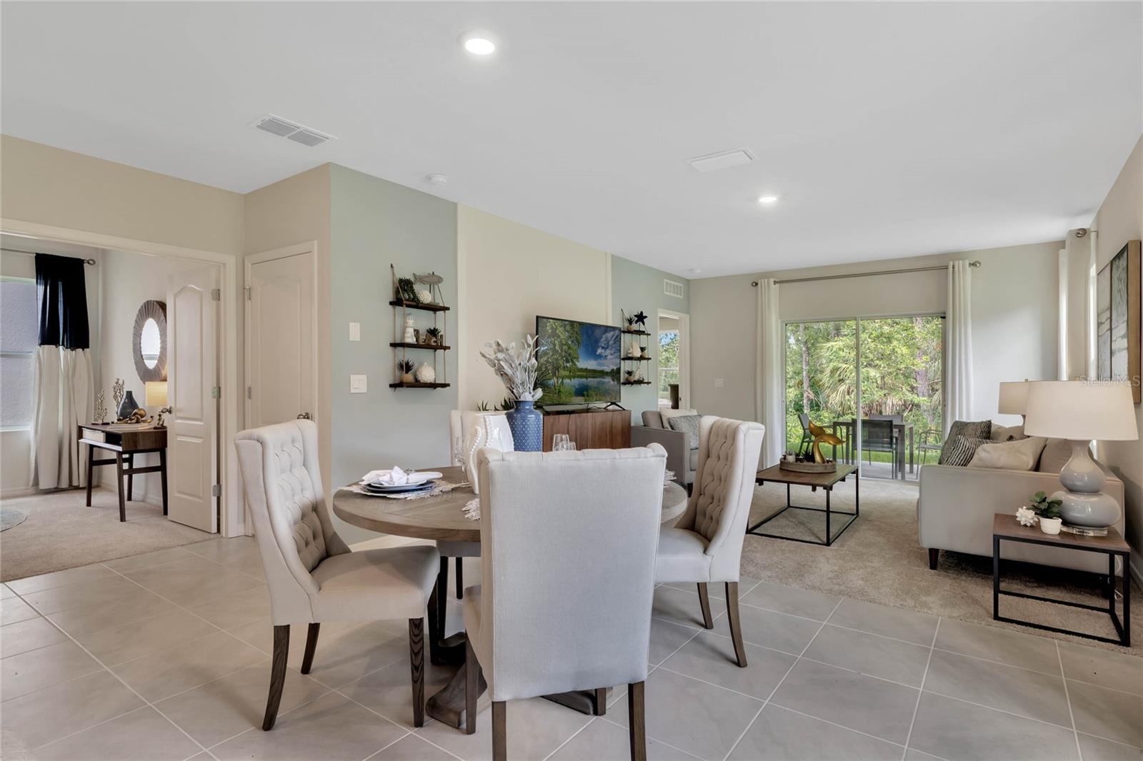 2816 SWOOPING SPARROW DR