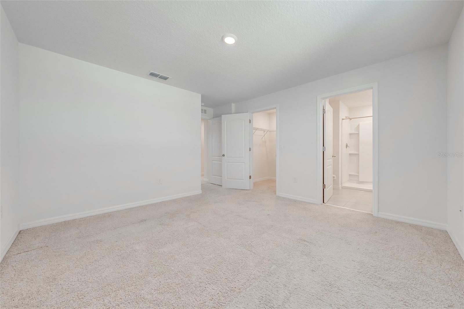 1525 SOUTHBURY DR