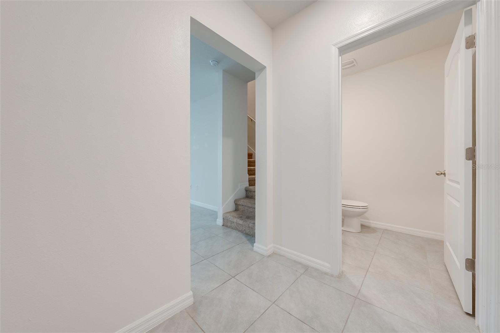 1525 SOUTHBURY DR
