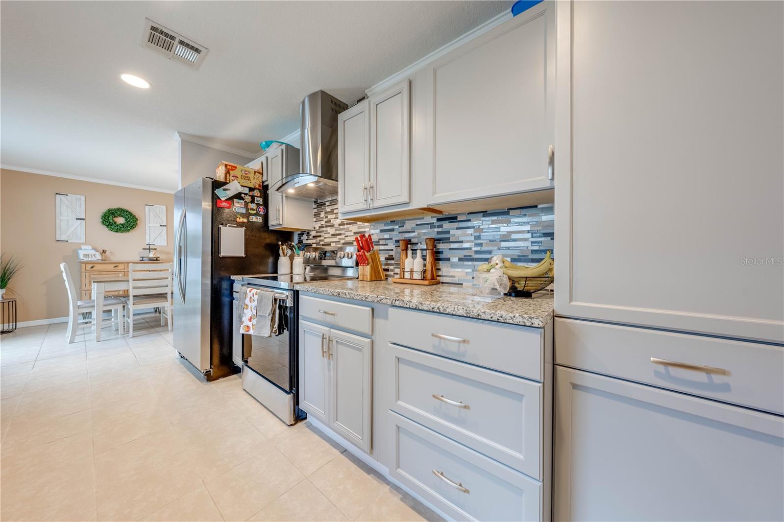 845 SAN JOSE CT
