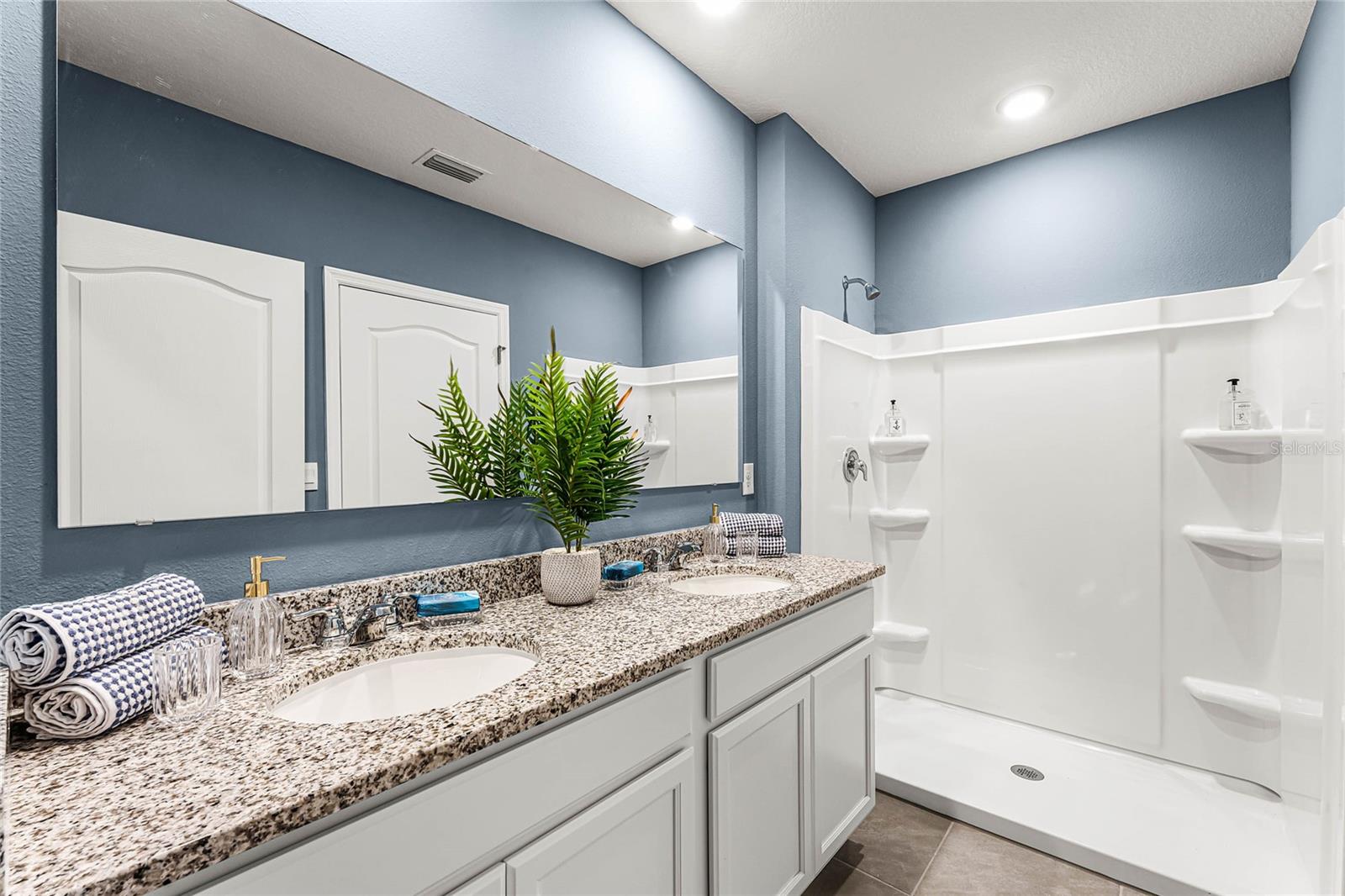 7067 CARIB GRACKLE DR