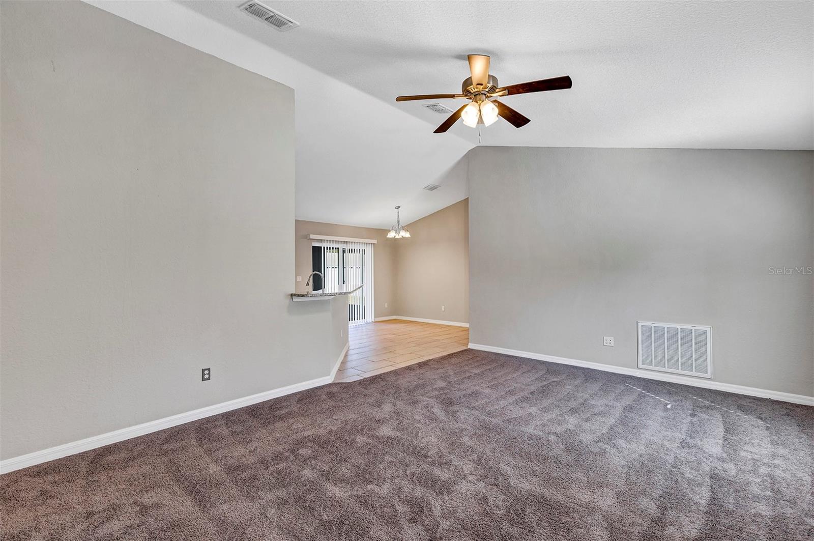 17 WALNUT CRSE