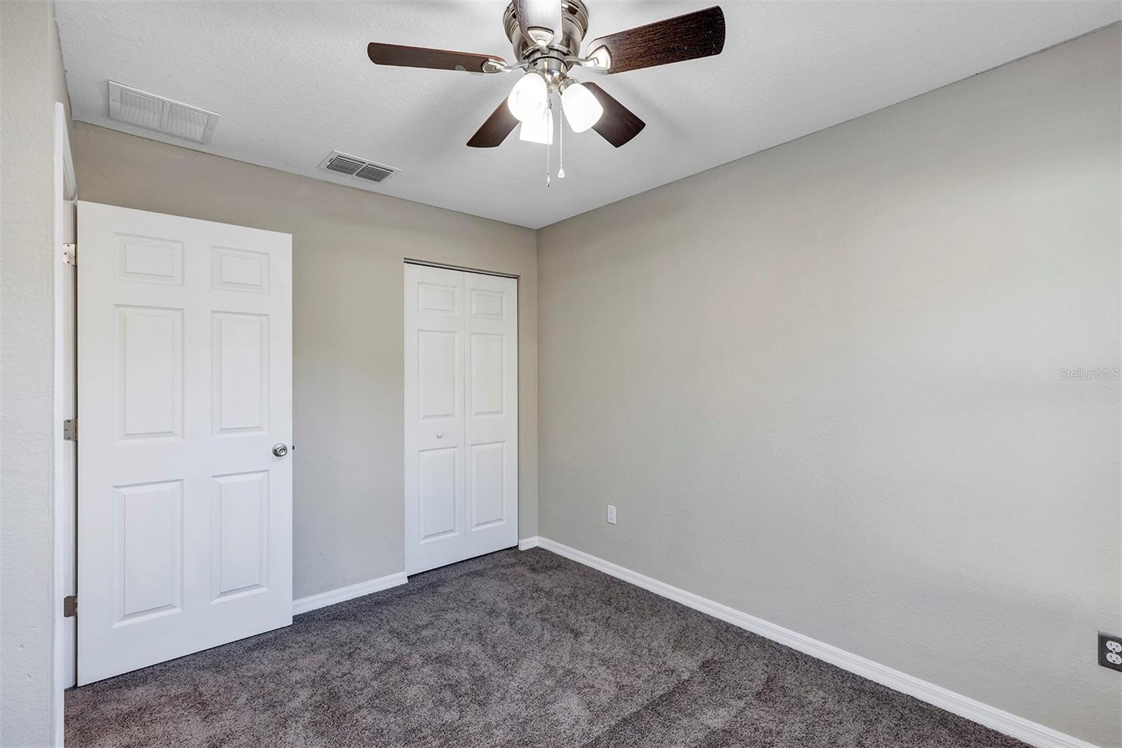 17 WALNUT CRSE