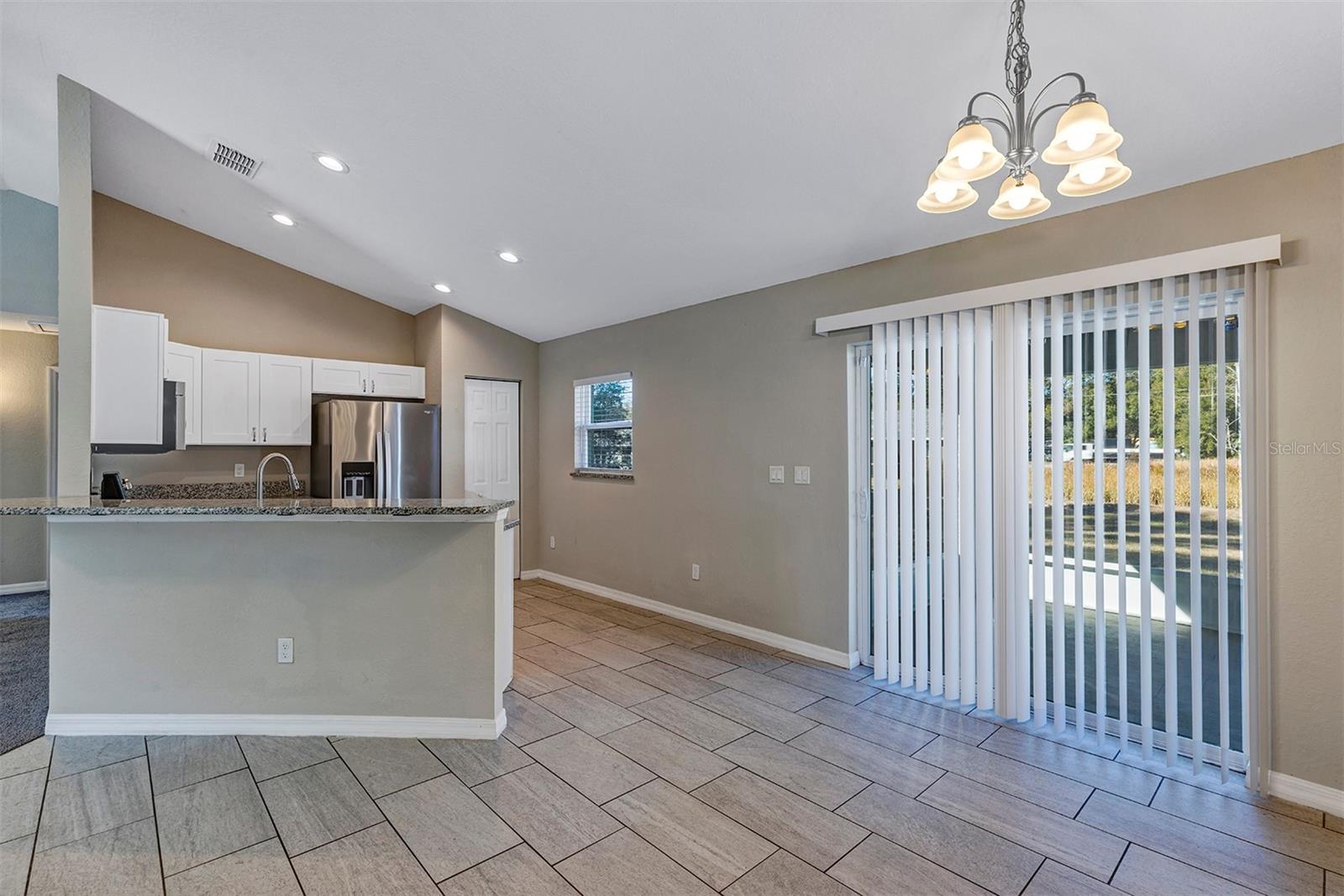 17 WALNUT CRSE