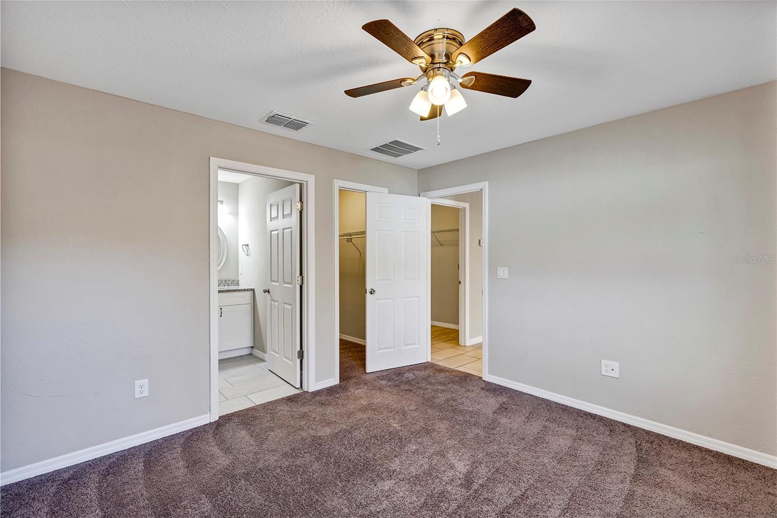 17 WALNUT CRSE