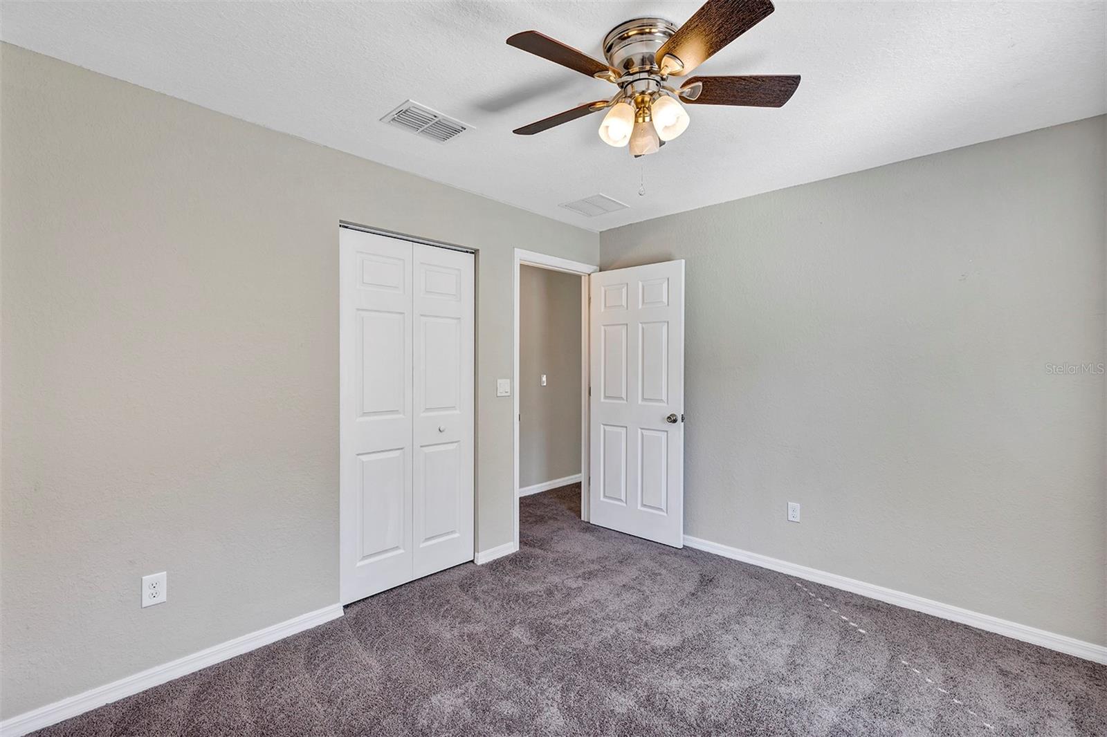 17 WALNUT CRSE