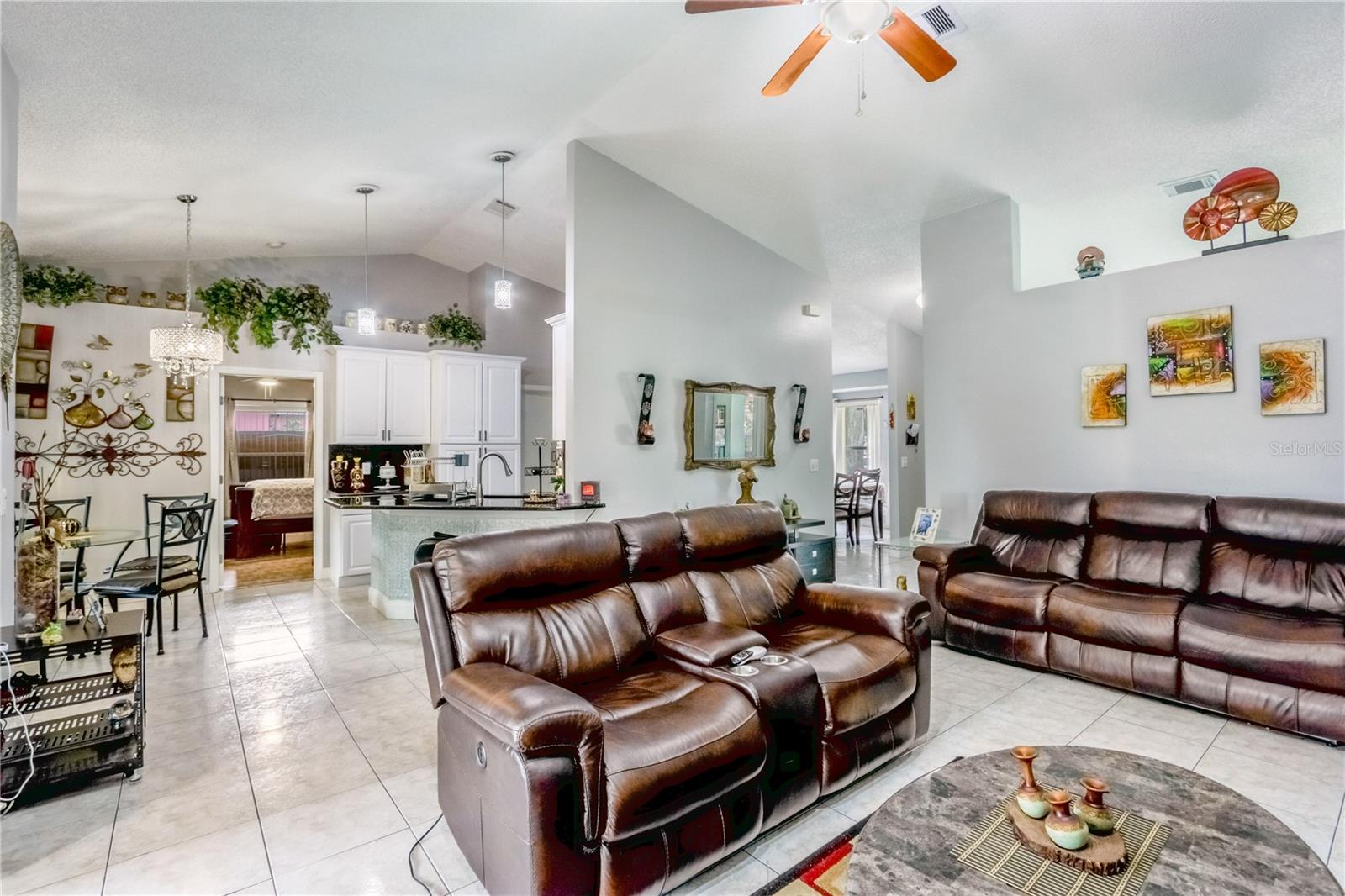 5422 REATA WAY