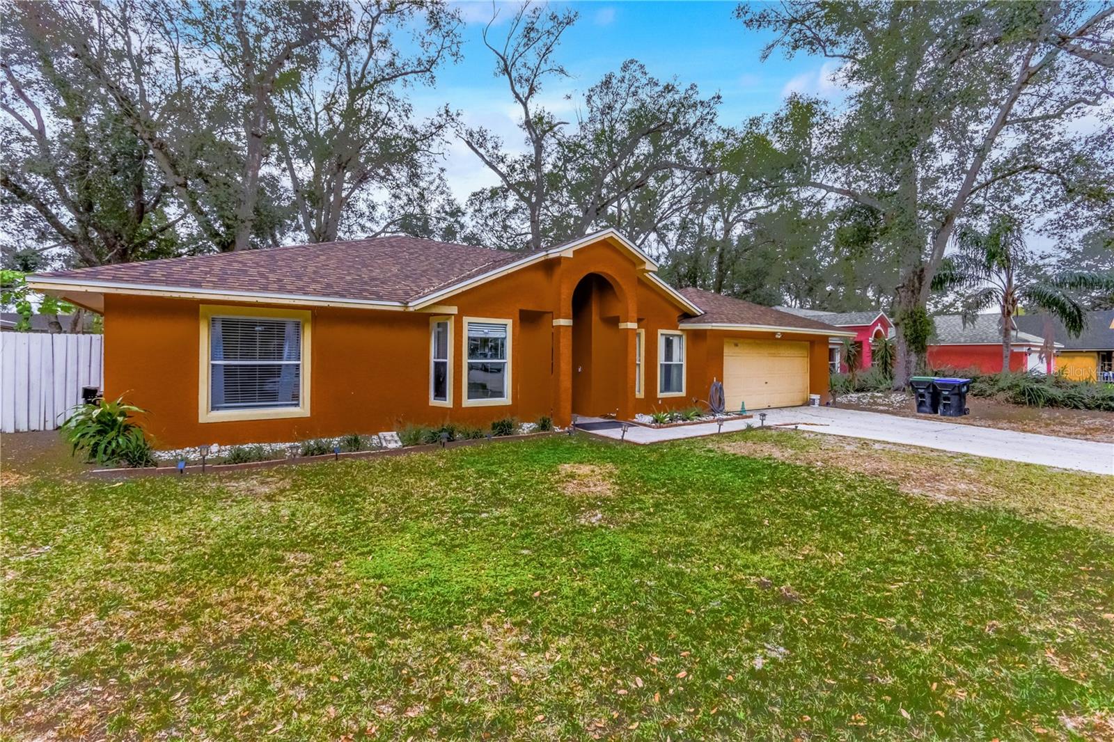 5422 REATA WAY