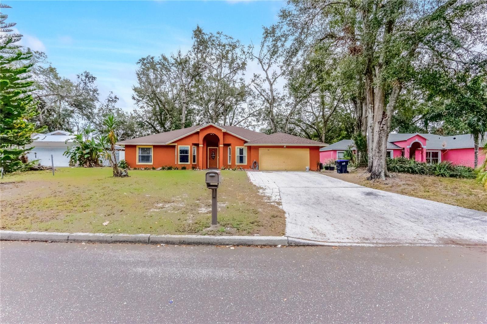 5422 REATA WAY
