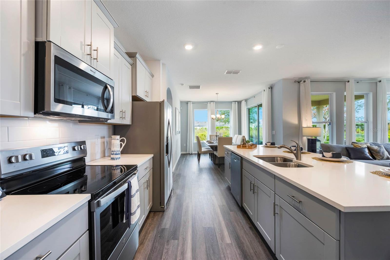 1985 WALNUT CREEK DR