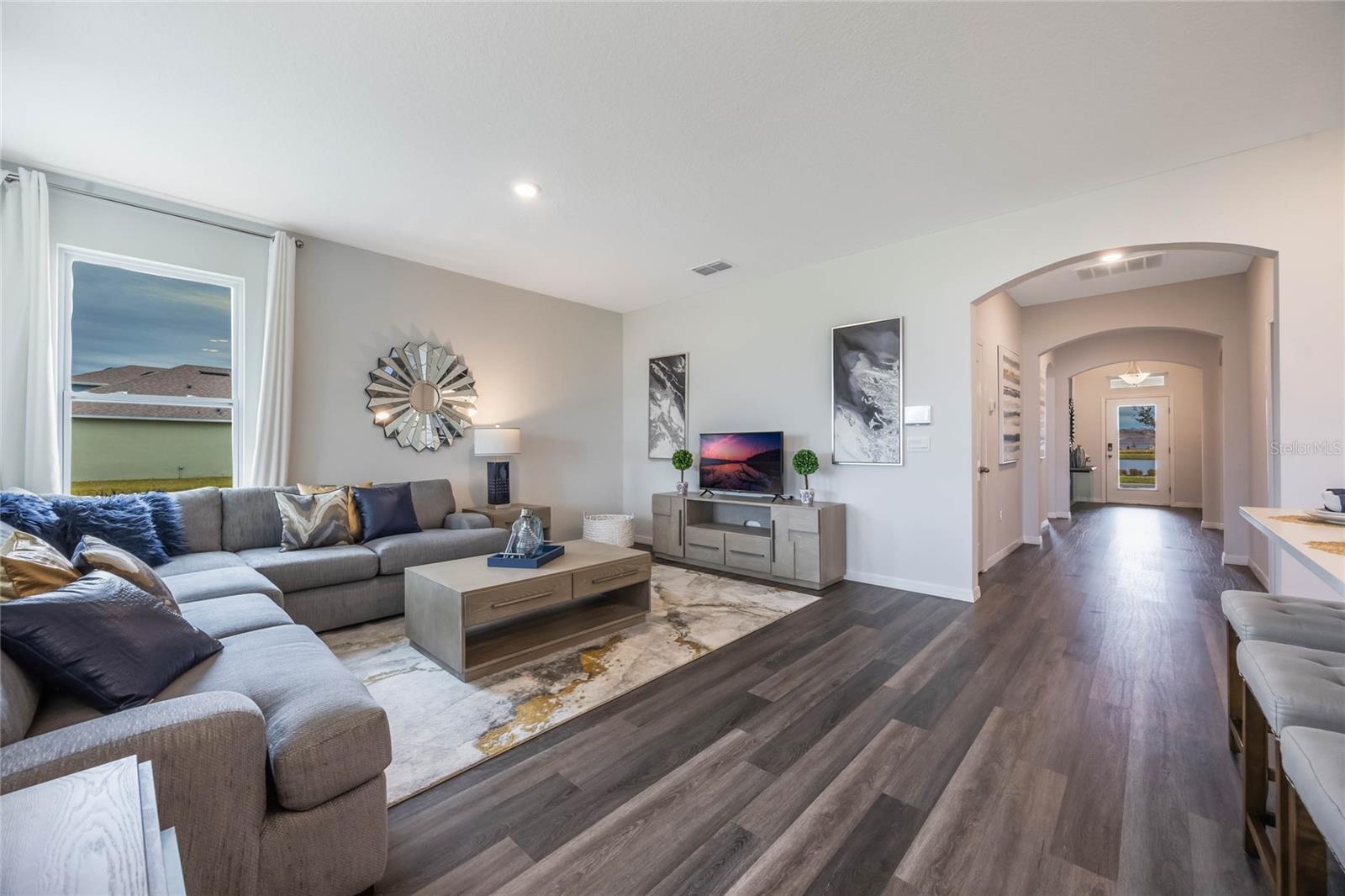 1985 WALNUT CREEK DR