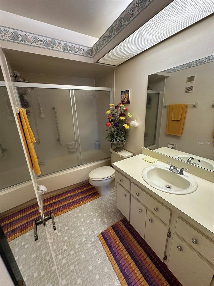 3279 WESTRIDGE BLVD #204