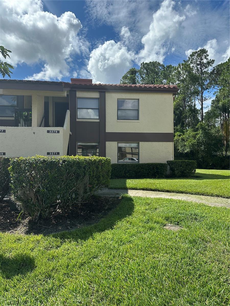 3279 WESTRIDGE BLVD #204