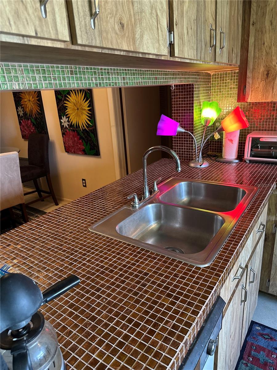 3279 WESTRIDGE BLVD #204