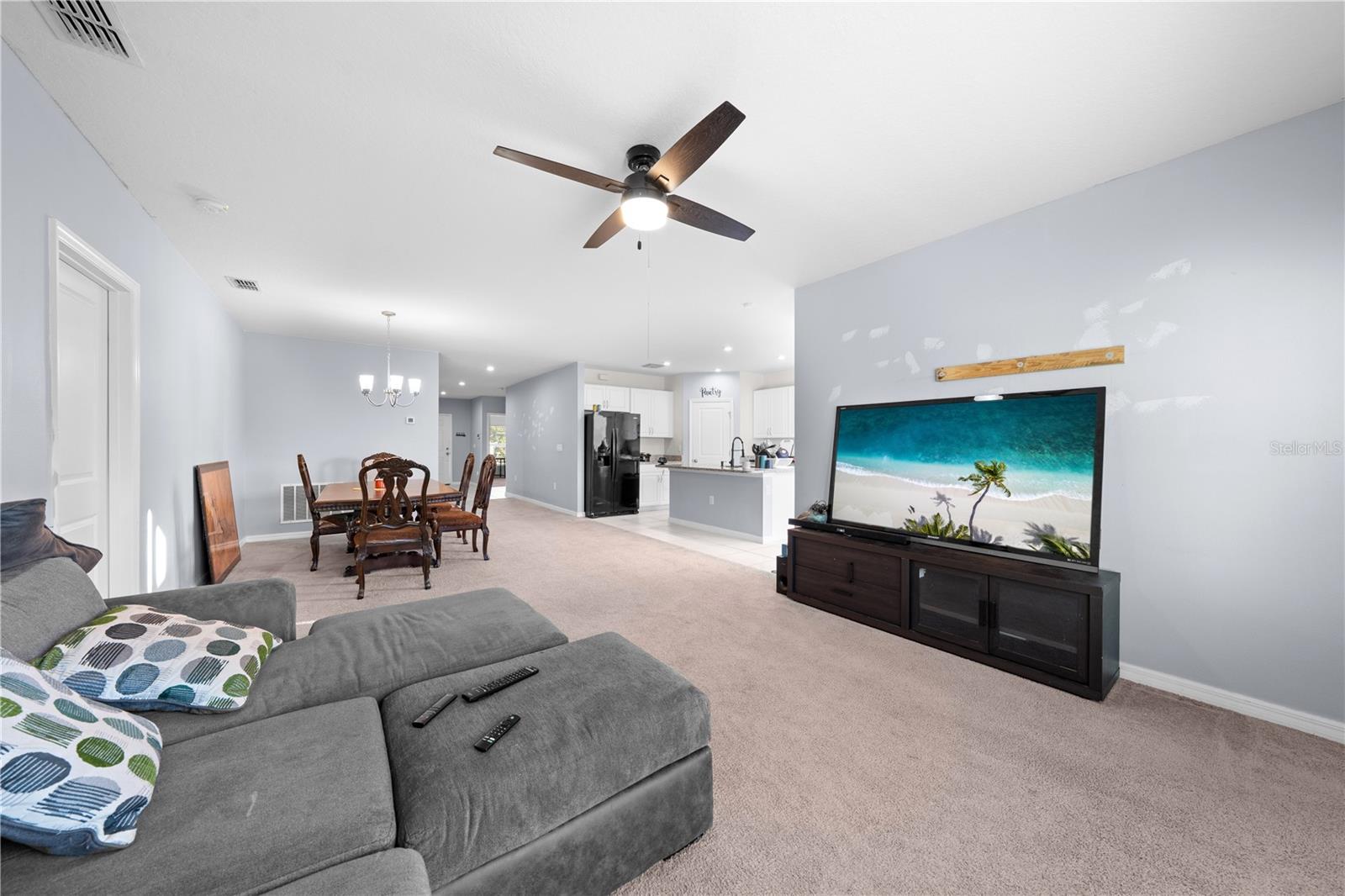 608 MEADOW BEND DR