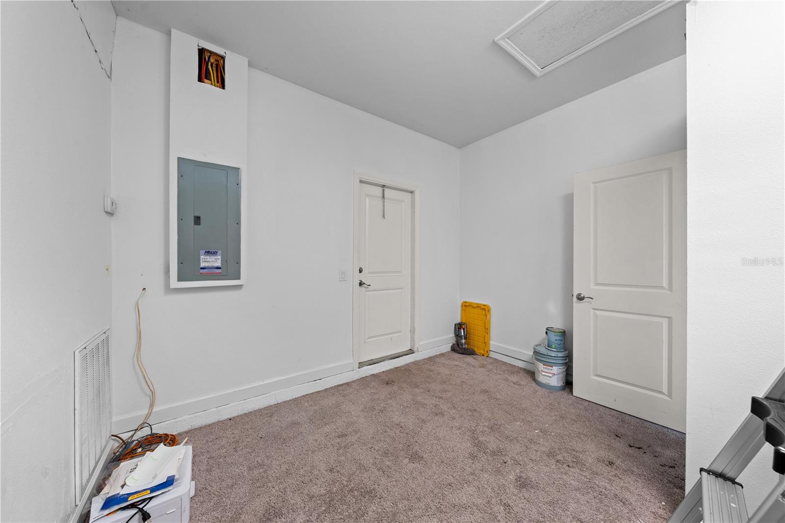 1100 NELSON MEADOW LN