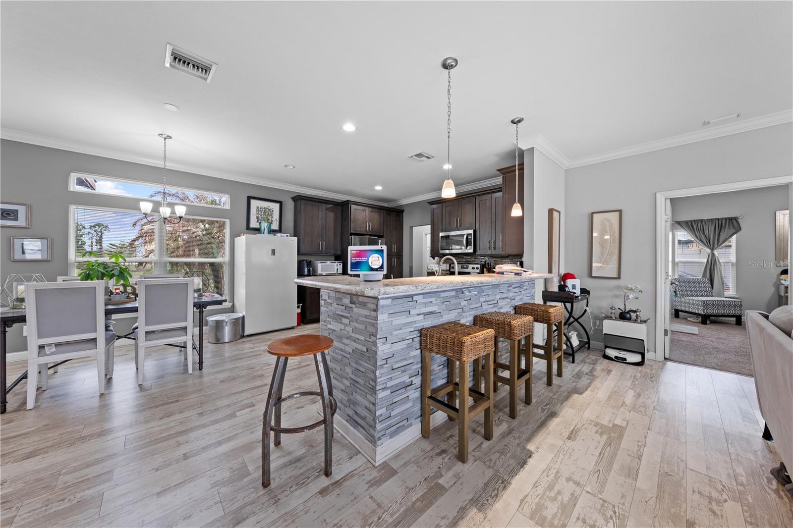 1100 NELSON MEADOW LN