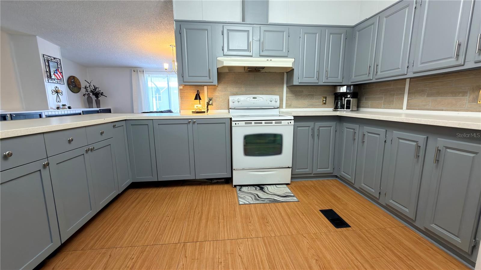 15840 FLORIDA 50 #93