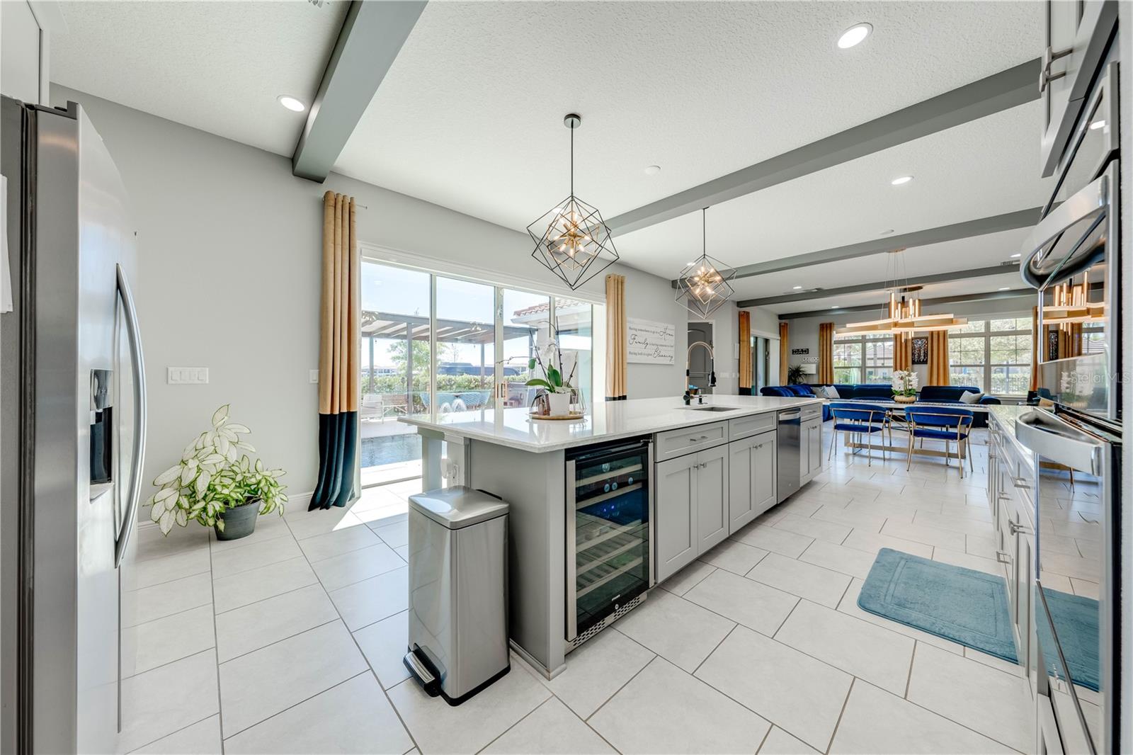 9406 MERE PKWY