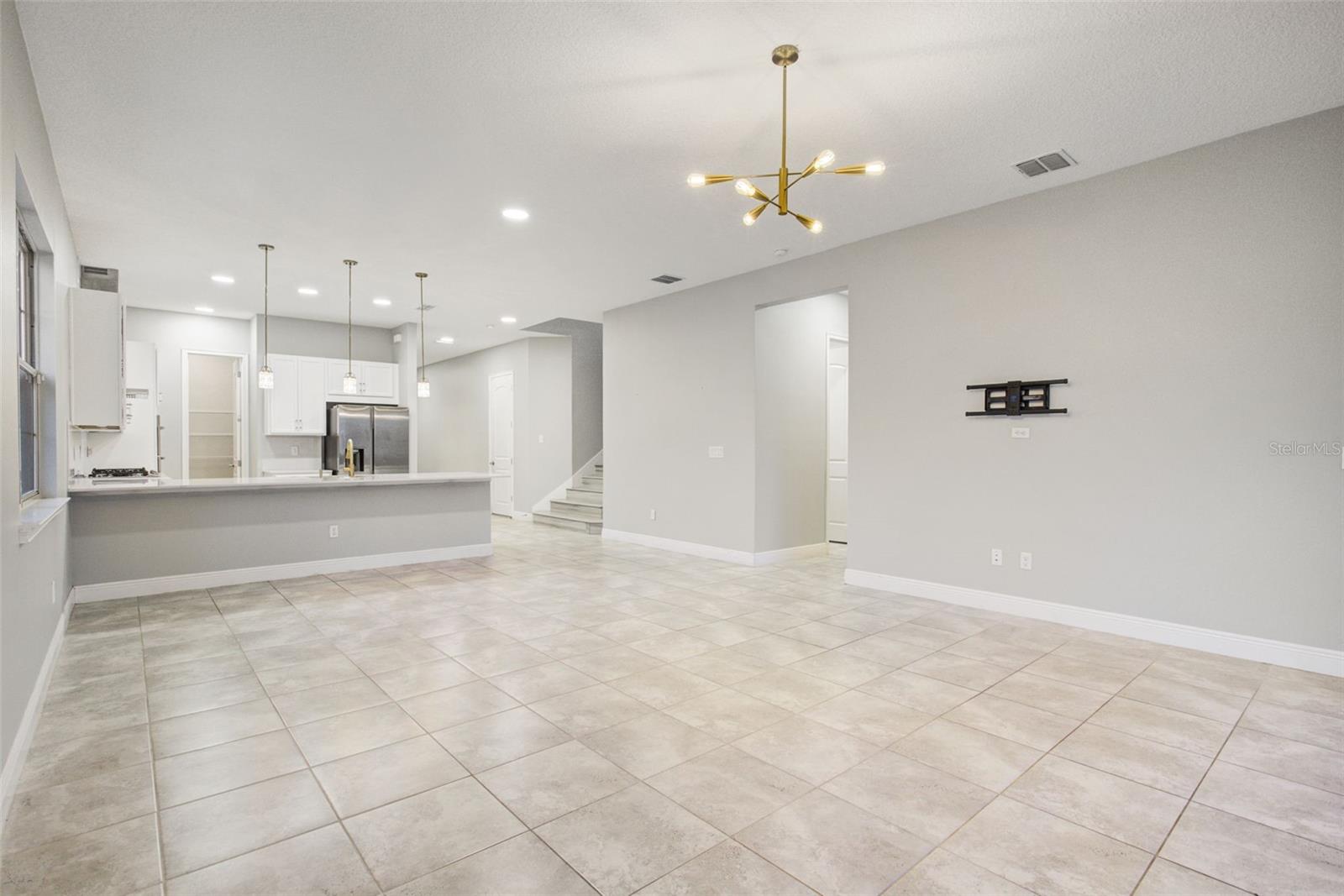 5234 BUTTONSAGE DR