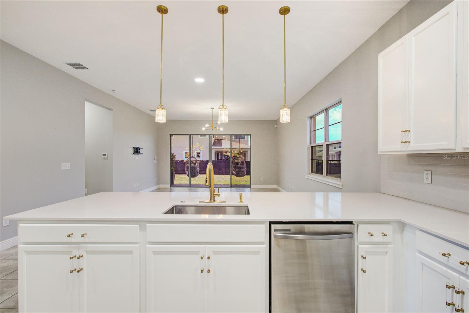5234 BUTTONSAGE DR