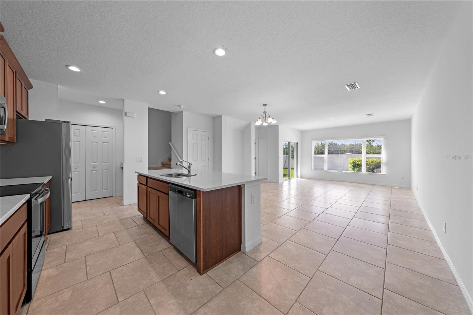 1259 WISPY CYPRESS DR