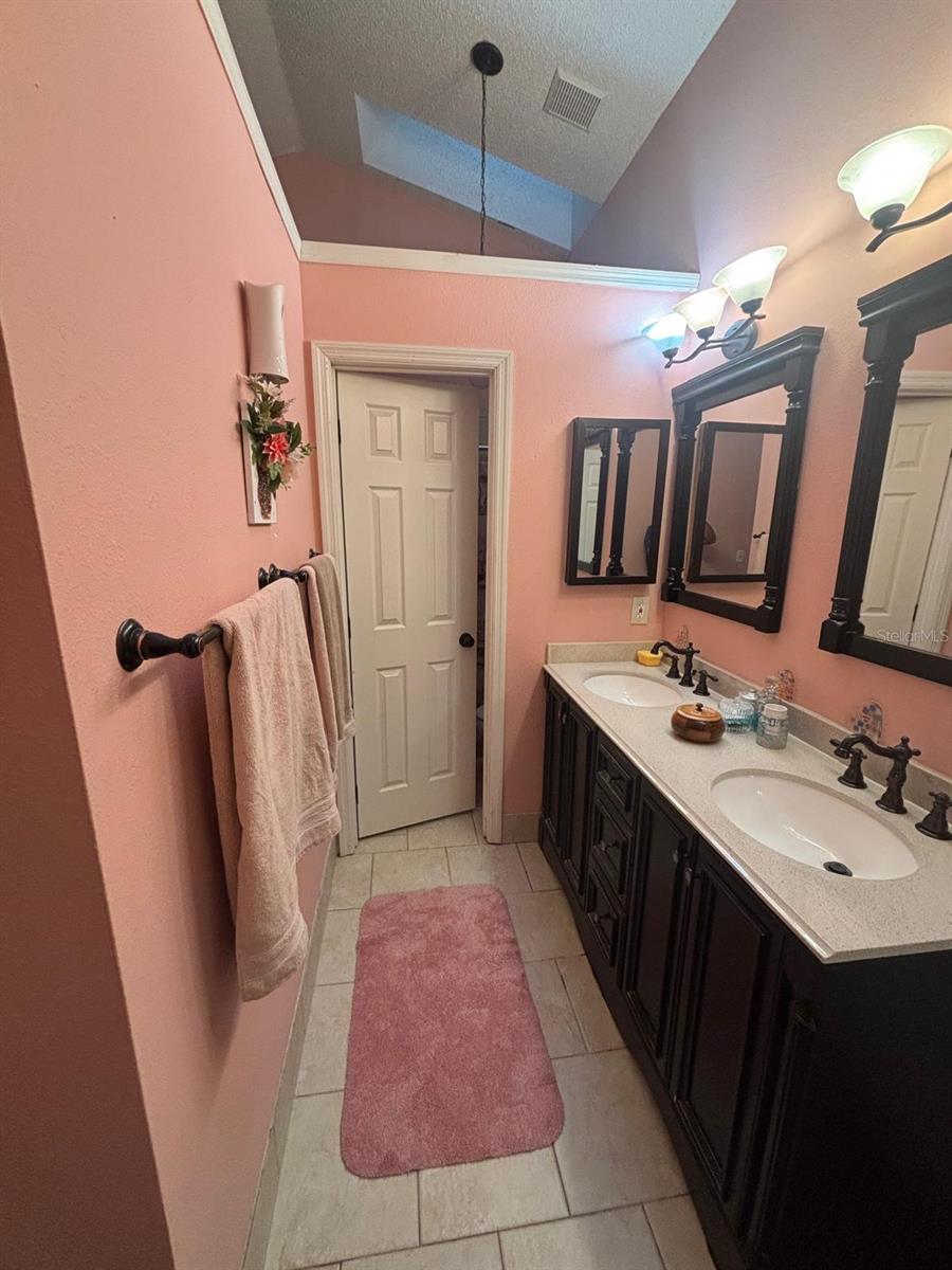 41 WATER TRACK DR