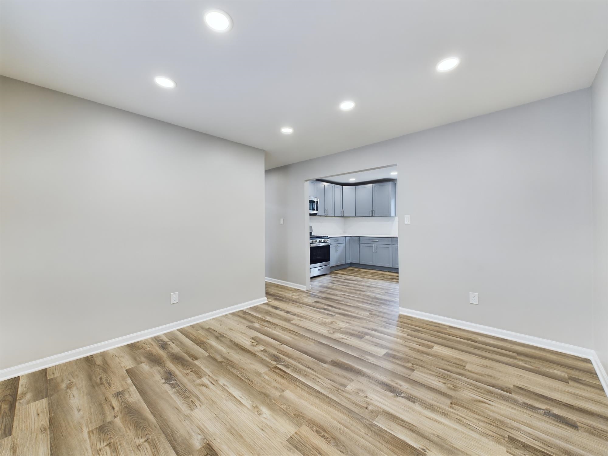 10 EAST VIEW CT Unit: 2
