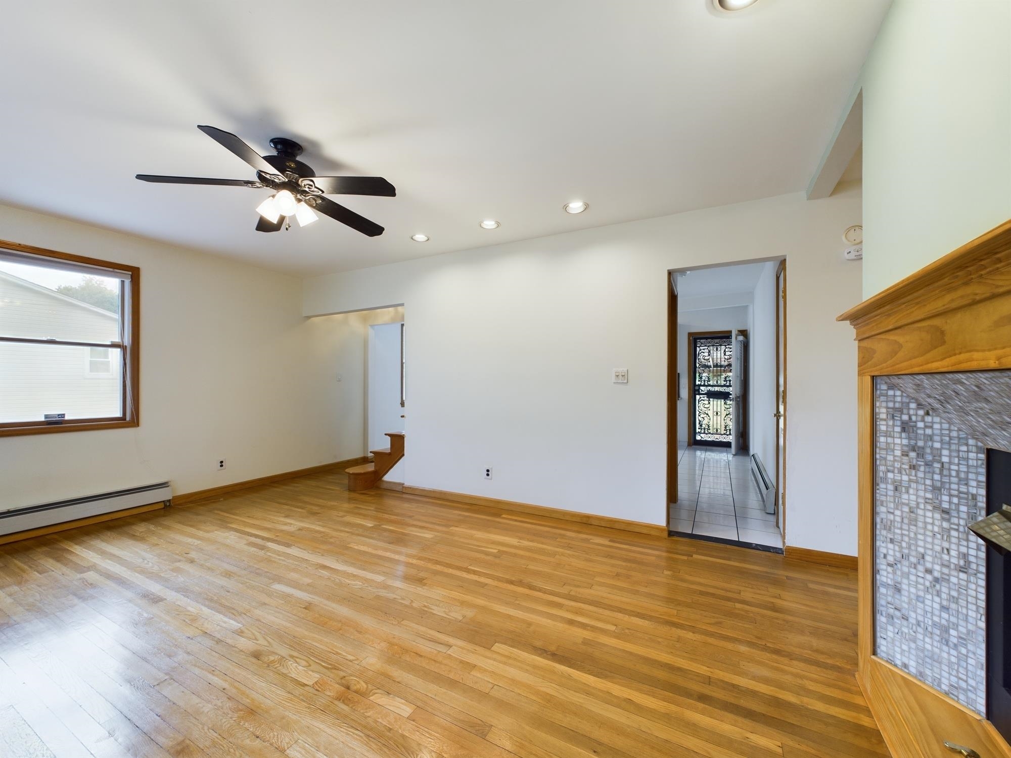 321 DURHAM AVE