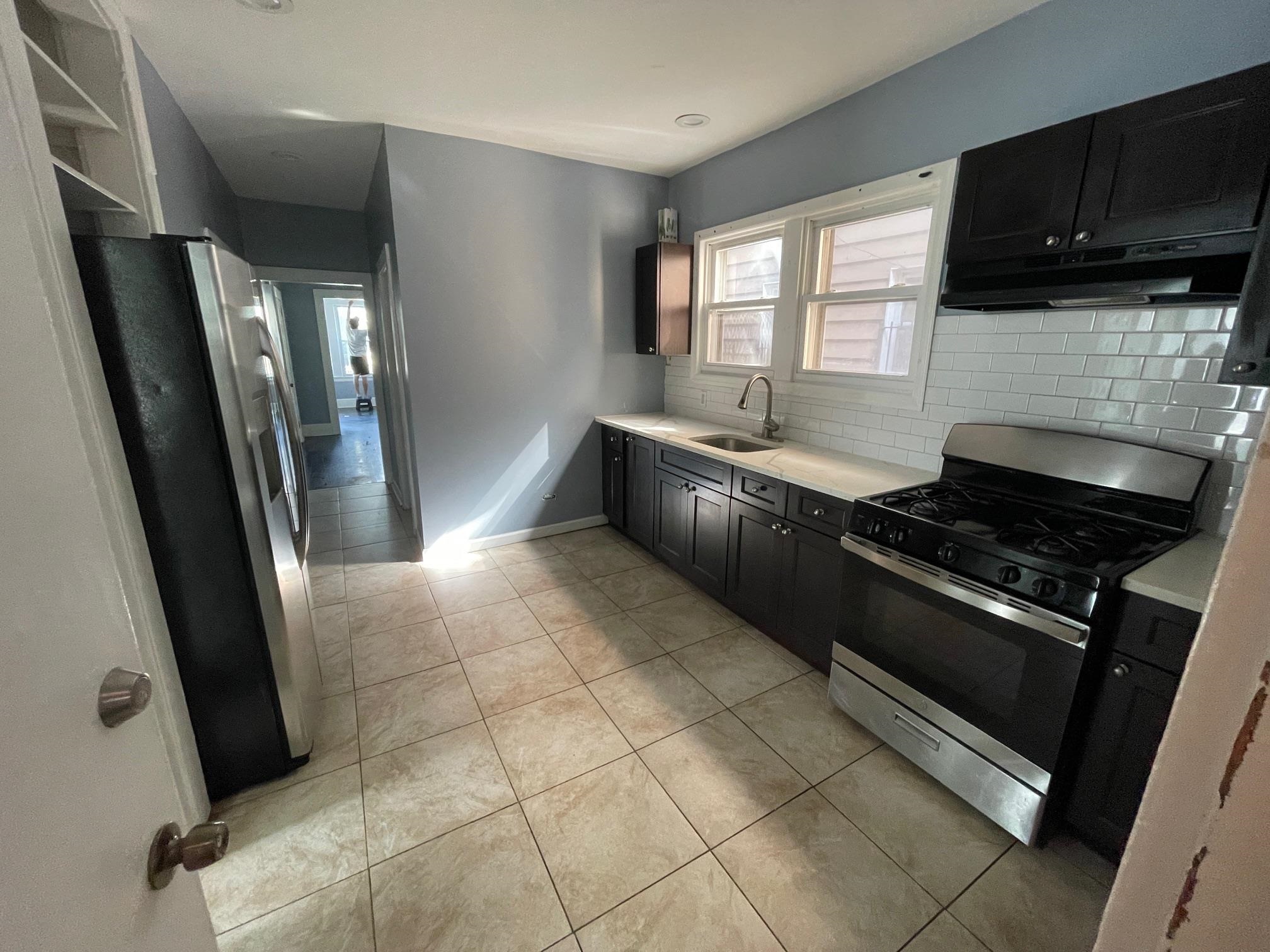 46 OAK AVE